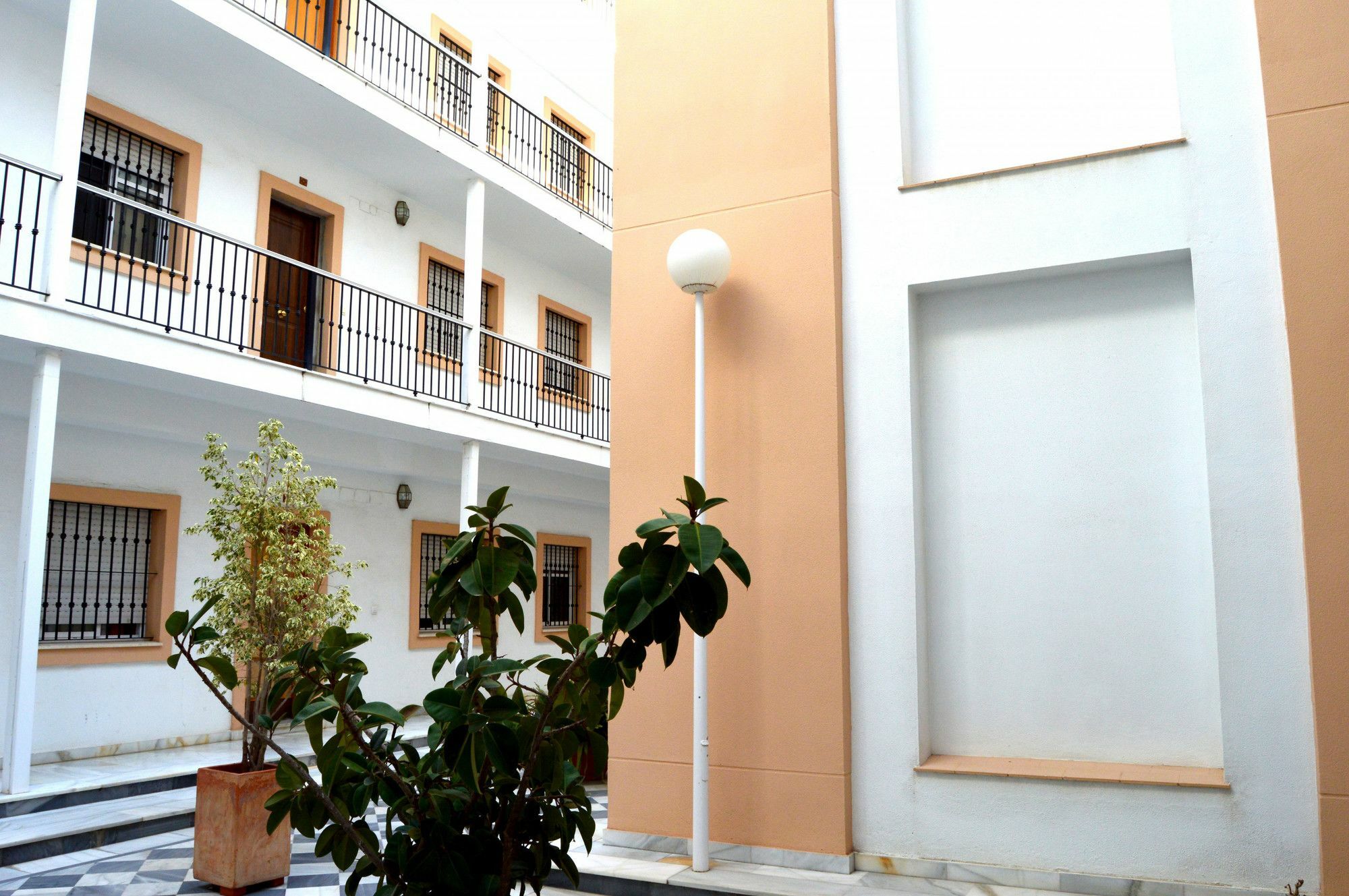 Apartamento El Baluarte 加的斯 外观 照片
